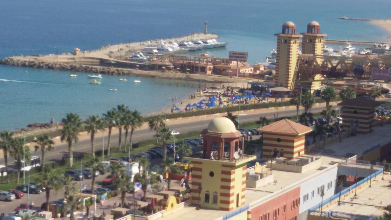 Porto Sokhna Pyramids Apartments With Sea View Families Only Ajn Suchna Zewnętrze zdjęcie