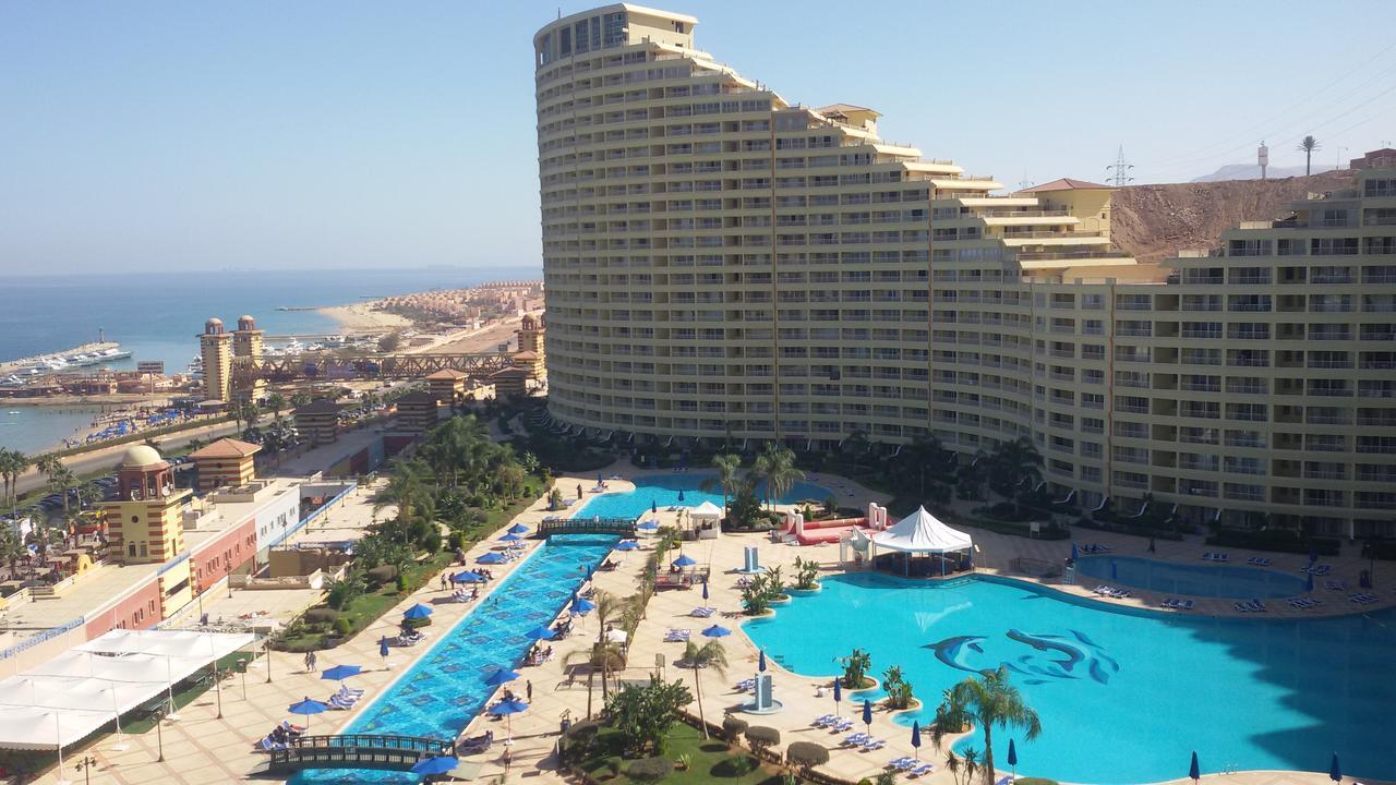Porto Sokhna Pyramids Apartments With Sea View Families Only Ajn Suchna Zewnętrze zdjęcie